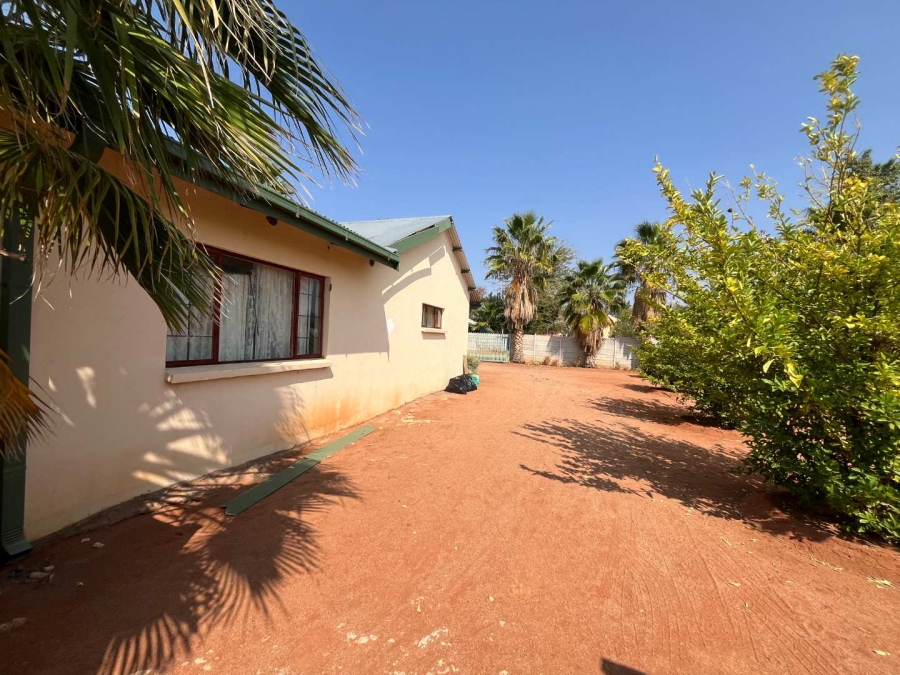 2 Bedroom Property for Sale in Blydeville Northern Cape
